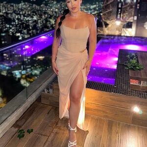 JLUX LABEL Tan (blush) Taste of Summer Skirt Set. Size M. Worn once